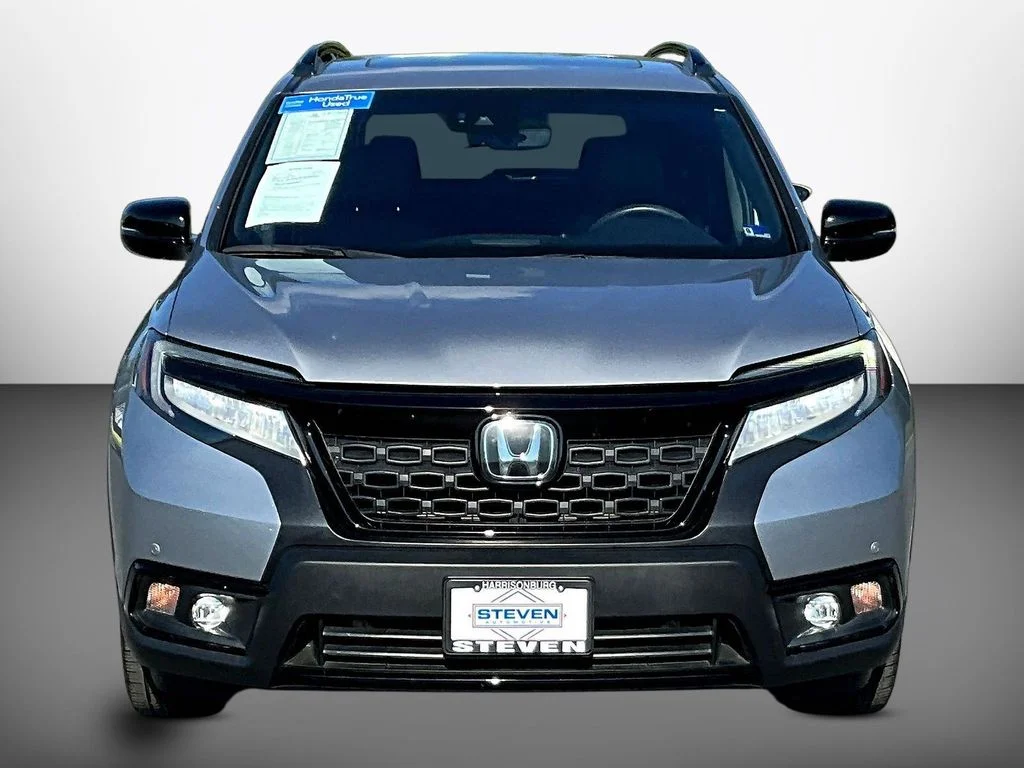 Certified Used 2019 Lunar Silver Metallic Honda Elite image 2