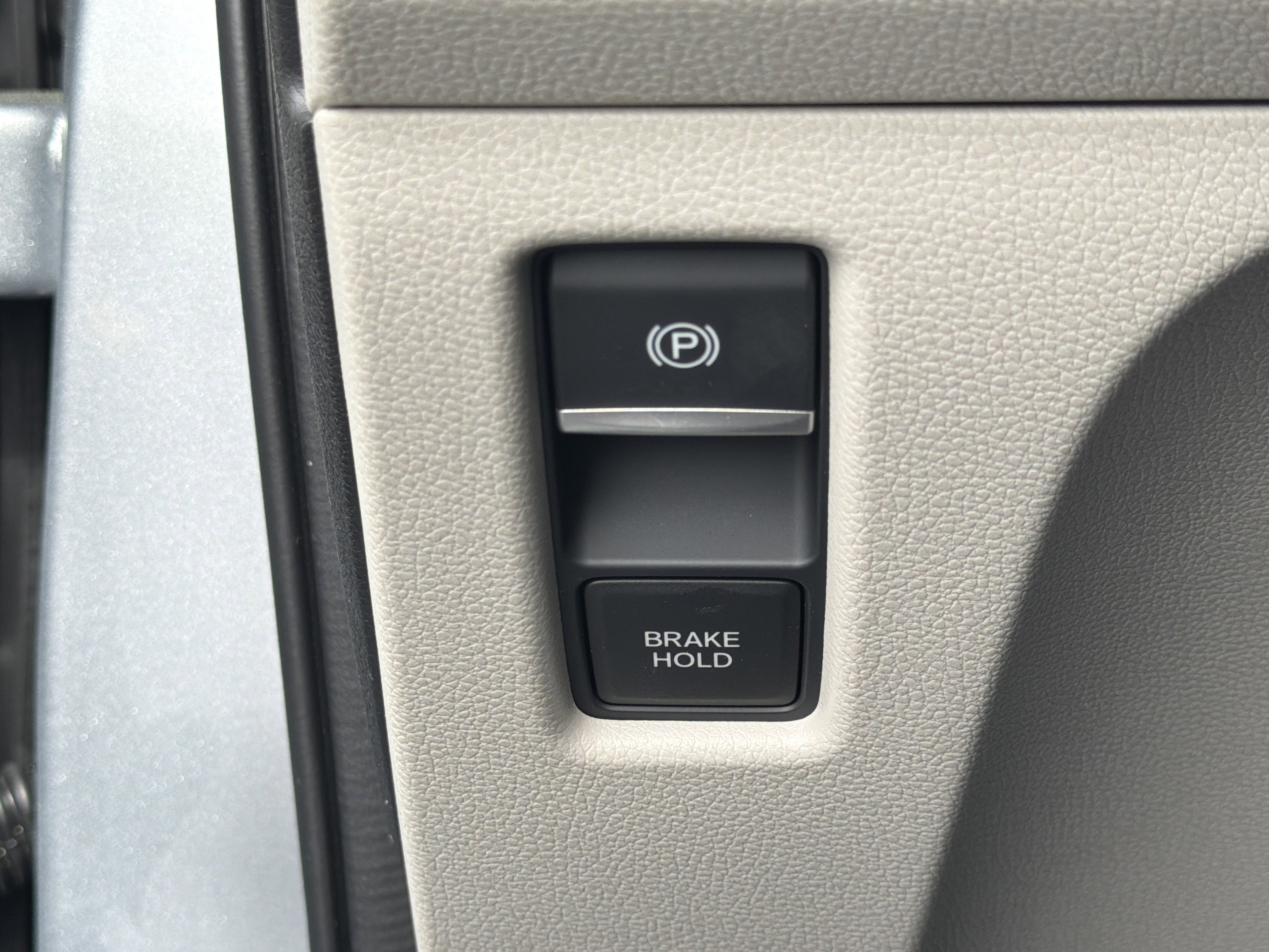 2026 Honda Odyssey EX-L - Photo 18