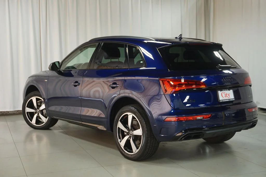Used 2023 Navarra Blue Metallic Audi 45 S line Premium image 10