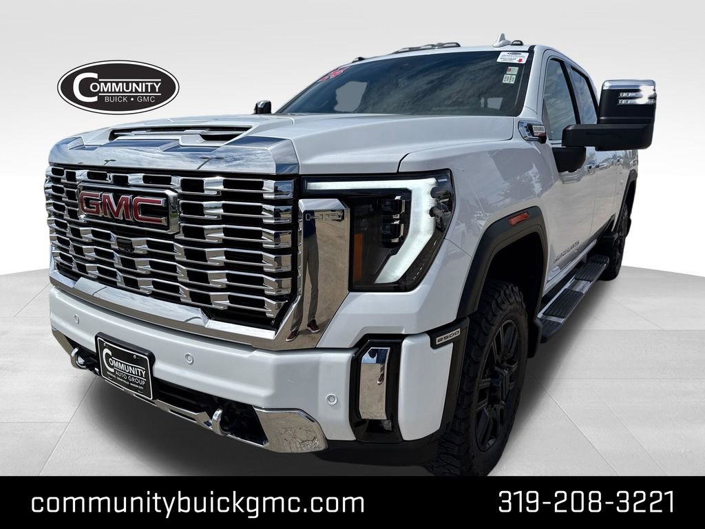 2024 GMC Sierra Denali 4WD Crew Cab Standard Box's photo