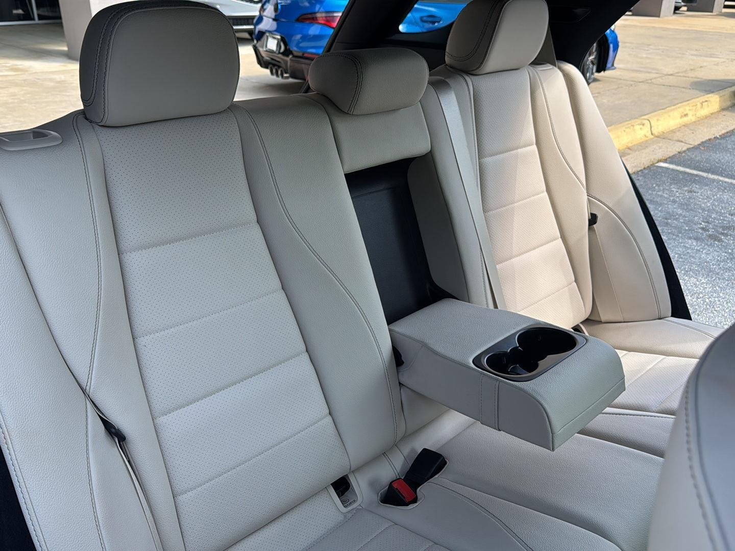 Used 2024 Polar White Mercedes-Benz GLE 450 image 22