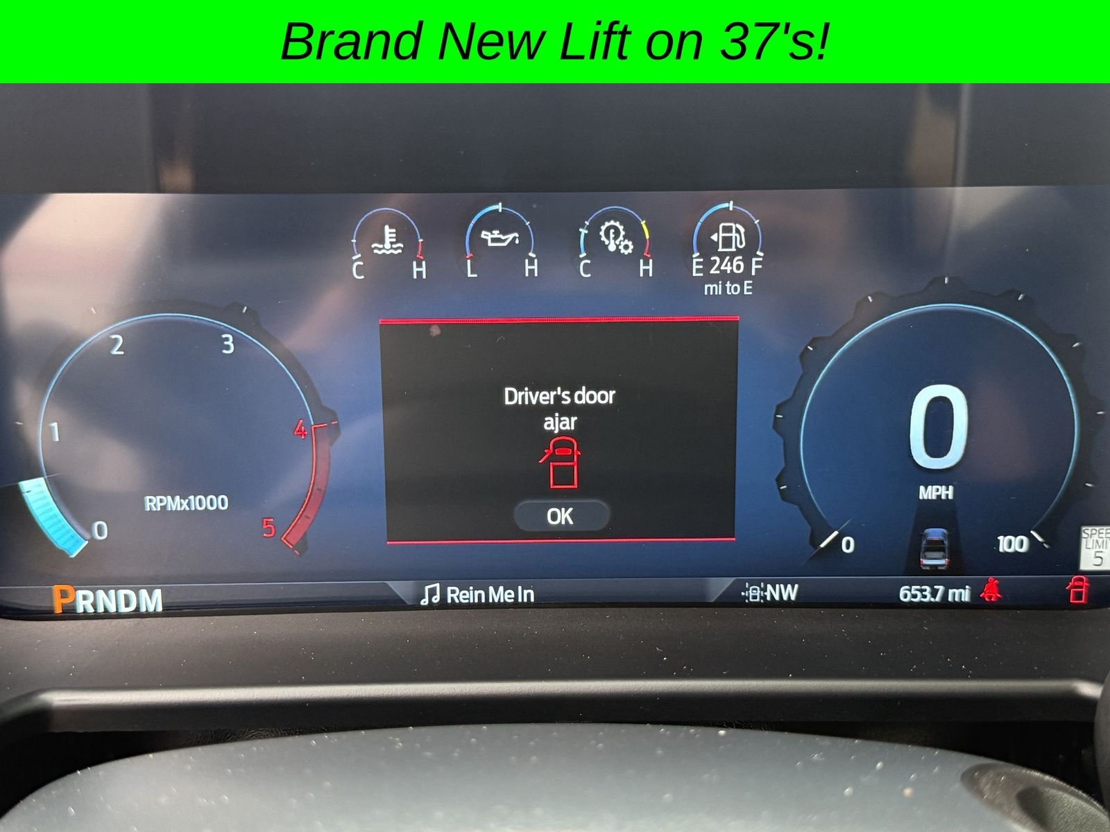 Used 2025 White Ford Lariat image 40