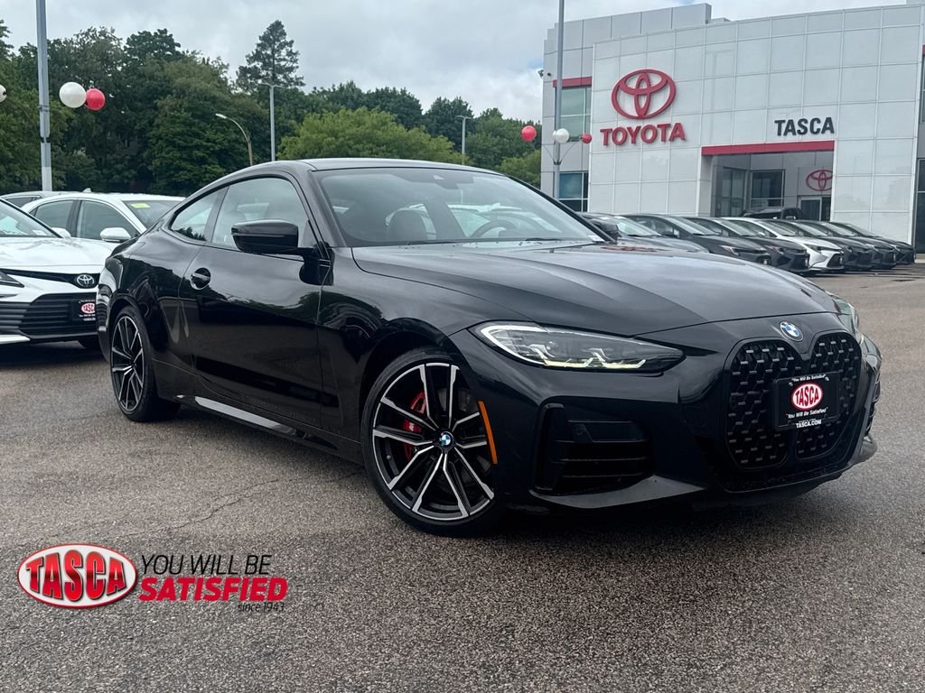 2021 BMW 4 Series M440i xDrive Coupe's photo