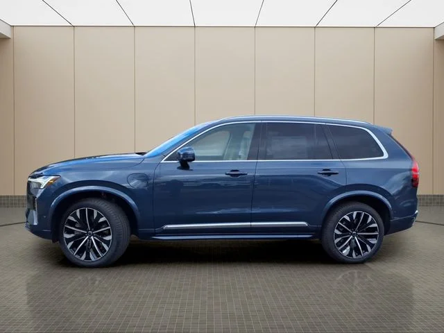 New 2026 Denim Blue Volvo T8 Ultra image 5