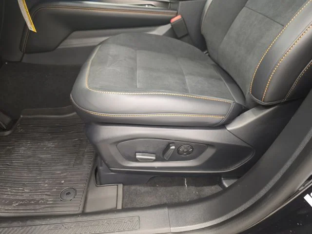 New 2026 Agate Black Metallic Ford Tremor® image 44