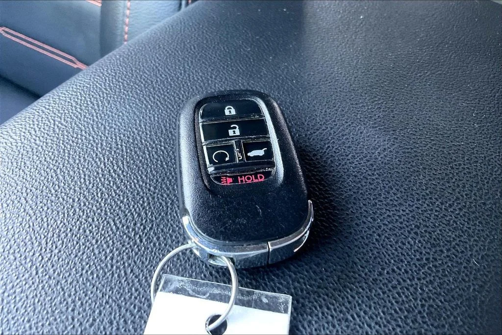 Used 2024  Honda Sport Touring image 11