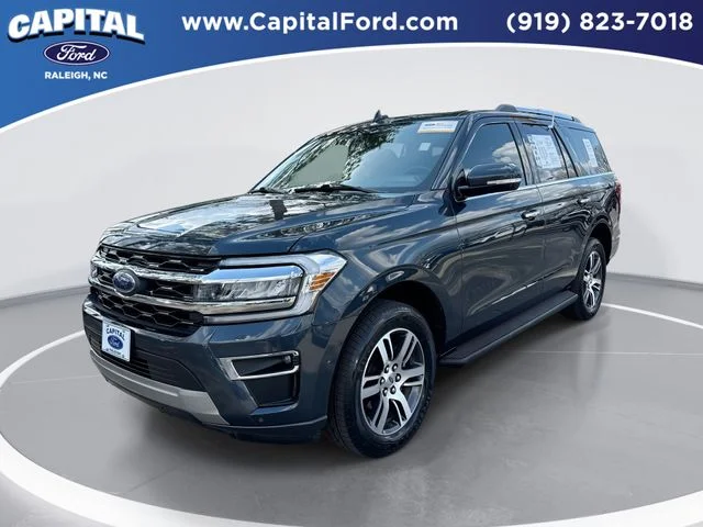 Used 2024 Blue Ford Limited image 1