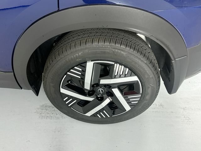 Used 2026 Blue Nissan SV image 11