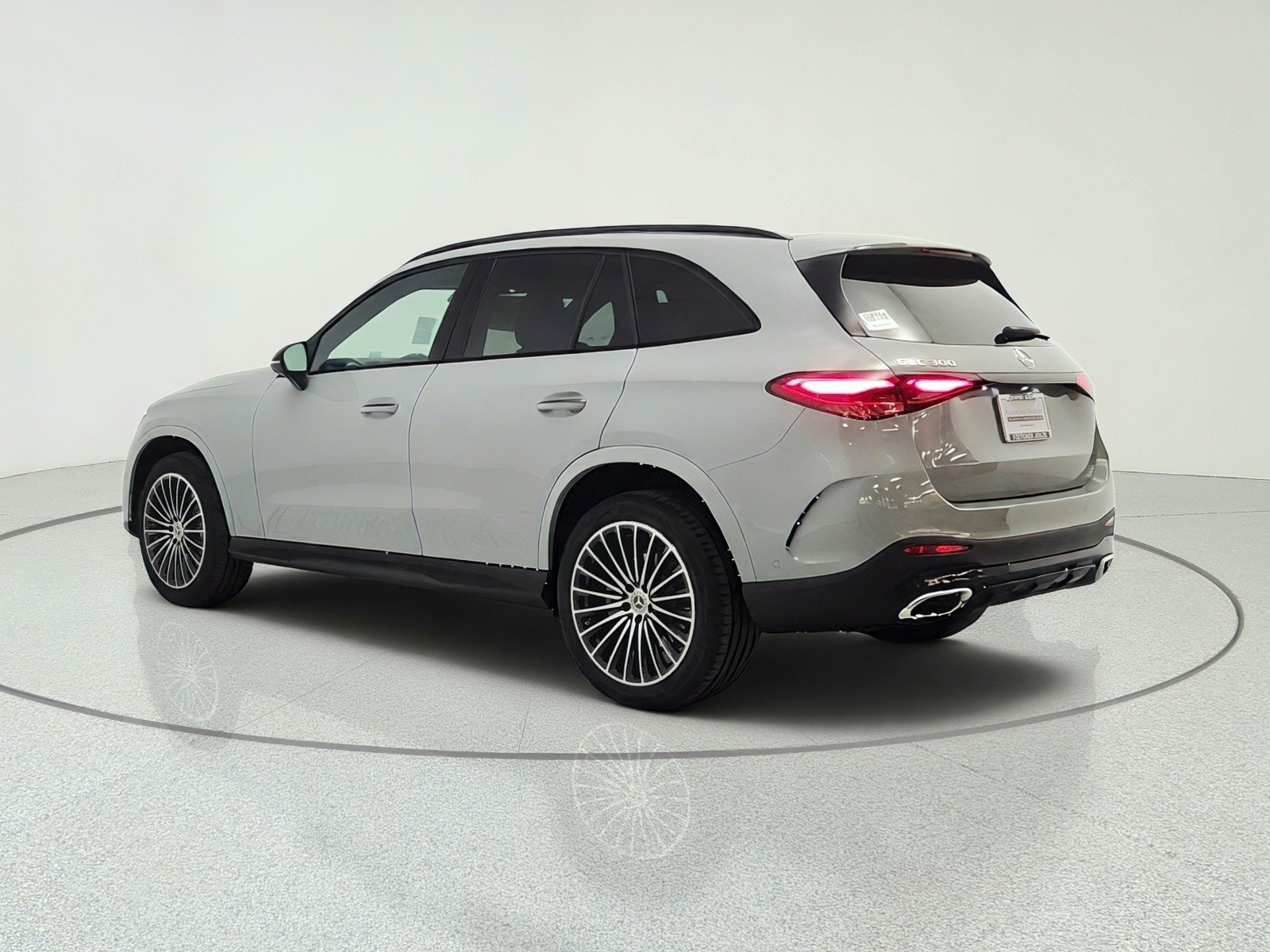 New 2027 MANUFAKTUR Alpine Grey Mercedes-Benz GLC 300 SUV image 7