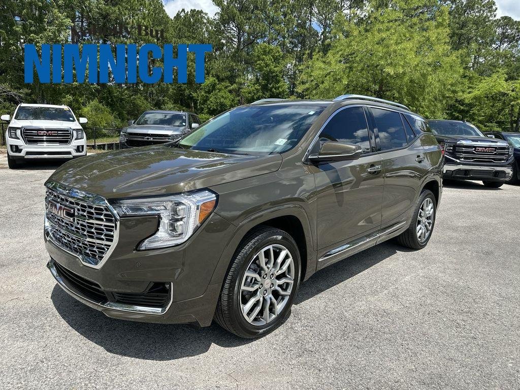 2023 GMC Terrain Denali AWD's photo