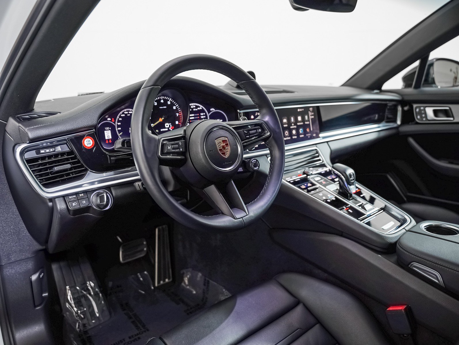 Certified Used 2023 White Porsche 4 E-Hybrid image 4