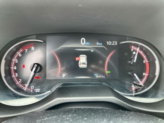 2024 Toyota RAV4 XLE - Photo 12