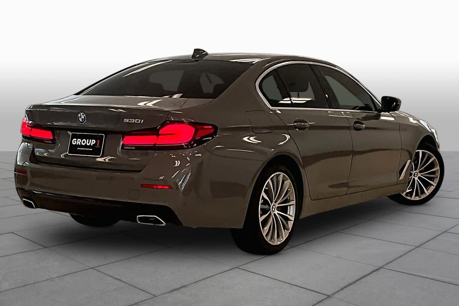 Used 2022 Bernina Grey Amber Effect Metallic BMW 530i image 11