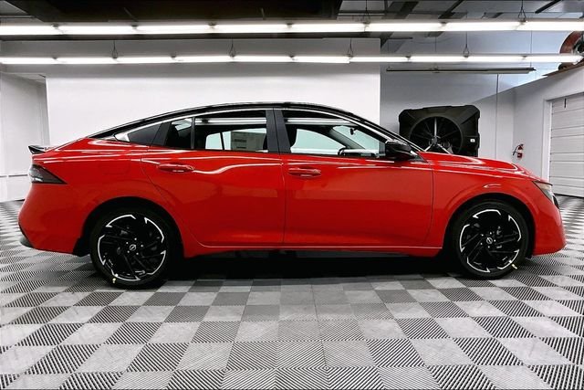 New 2026 Energetic Ember/Super Blk Nissan SR image 19