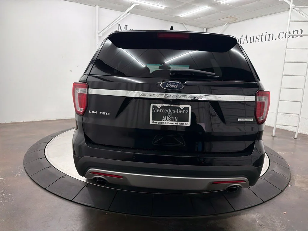 Used 2017 Black Ford Limited image 4