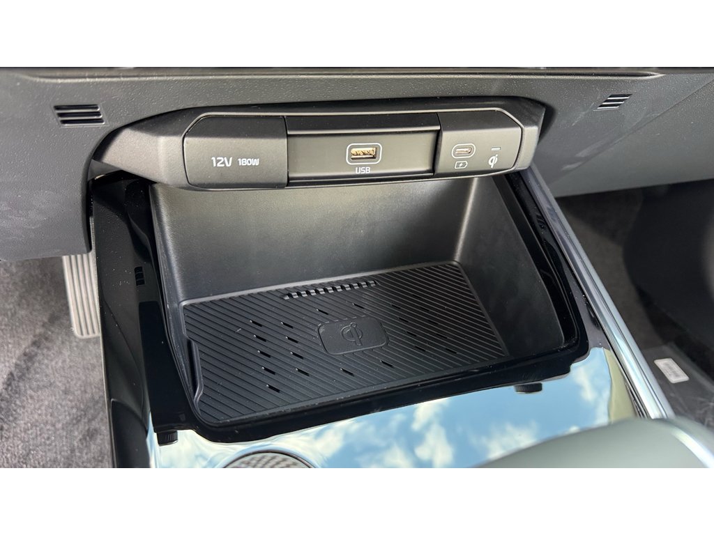 New 2026 Aurora Black Pearl Kia EX image 21