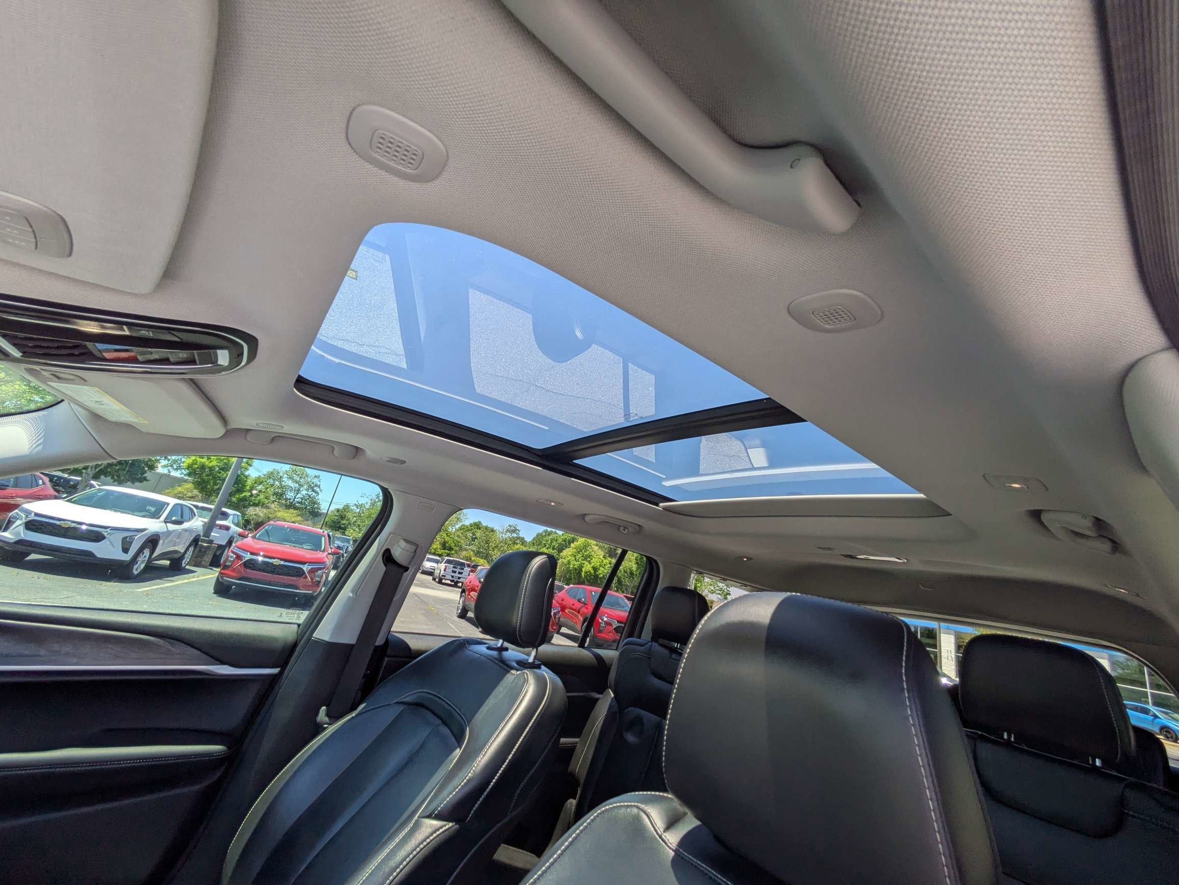 Used 2021 Baltic Gray Metallic Clearcoat Jeep Limited image 22