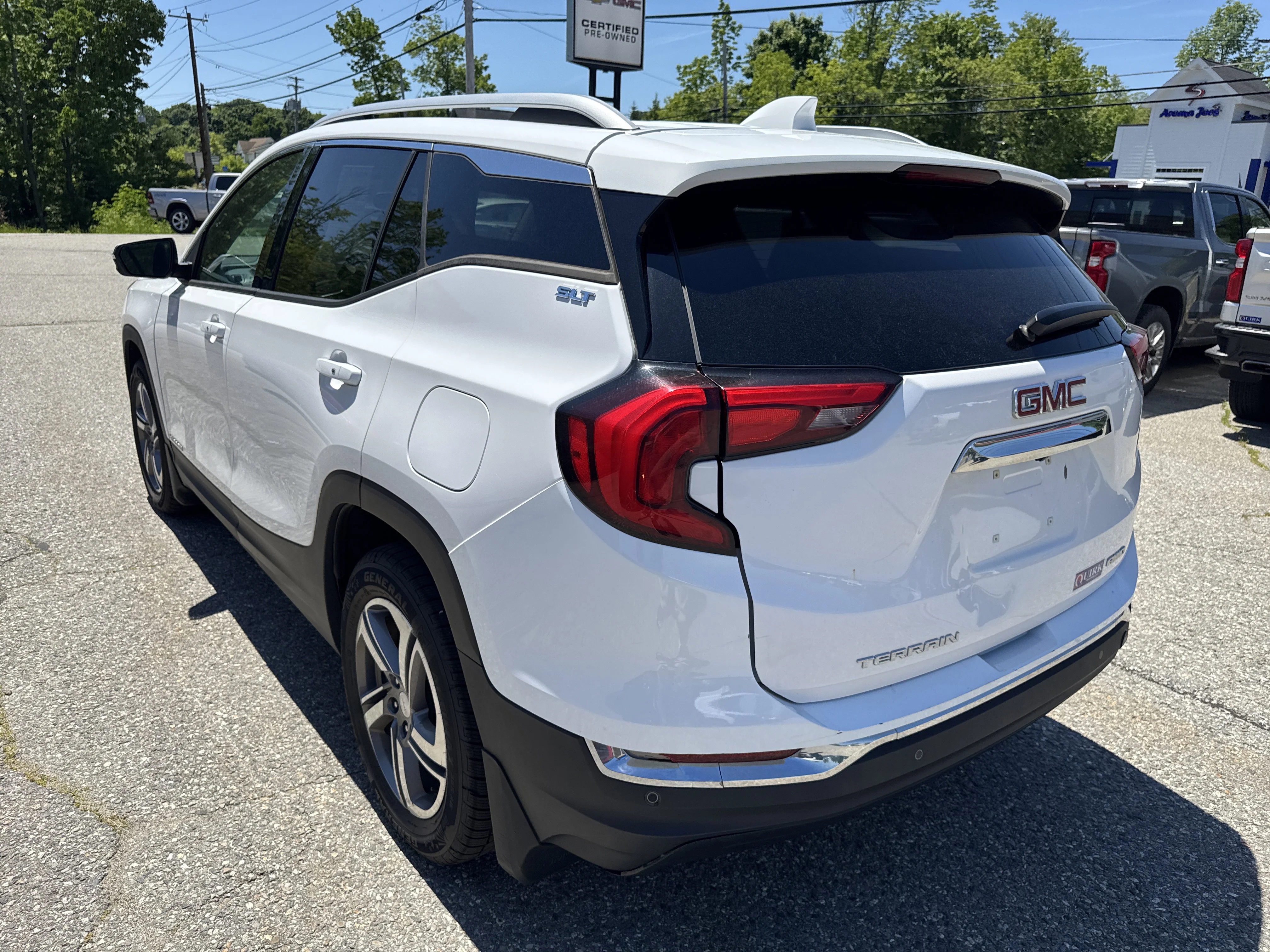 Used 2018 Summit White GMC SLT Diesel image 6