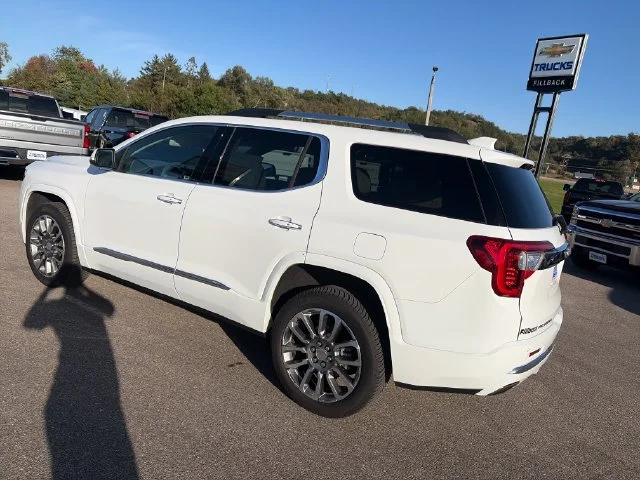 Used 2023 Summit White GMC Denali image 5