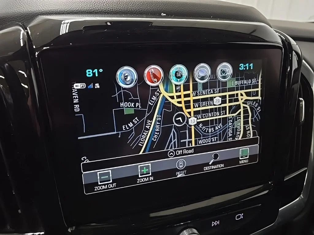 Used 2019 Summit White Chevrolet 3LT image 25