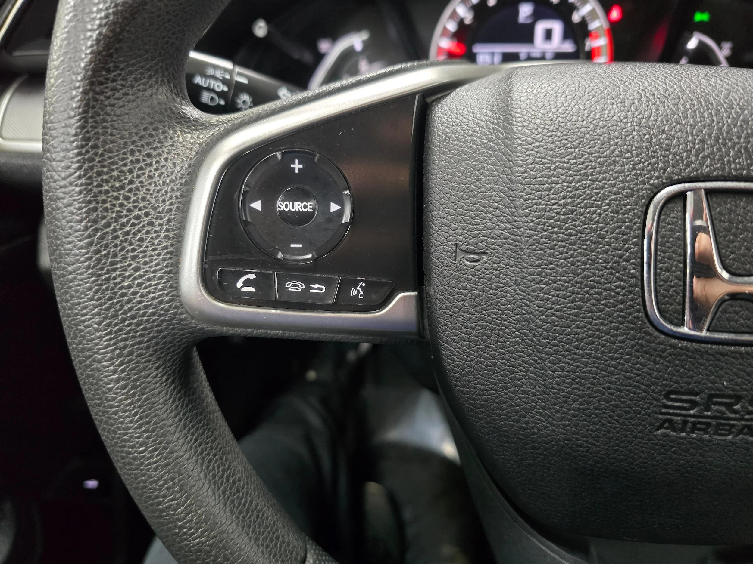 Used 2016 Black Honda LX image 24