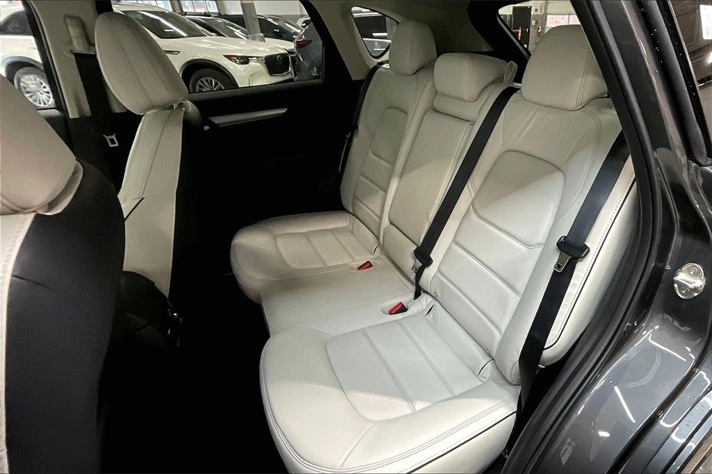 2025 MAZDA CX-5 - Image 9