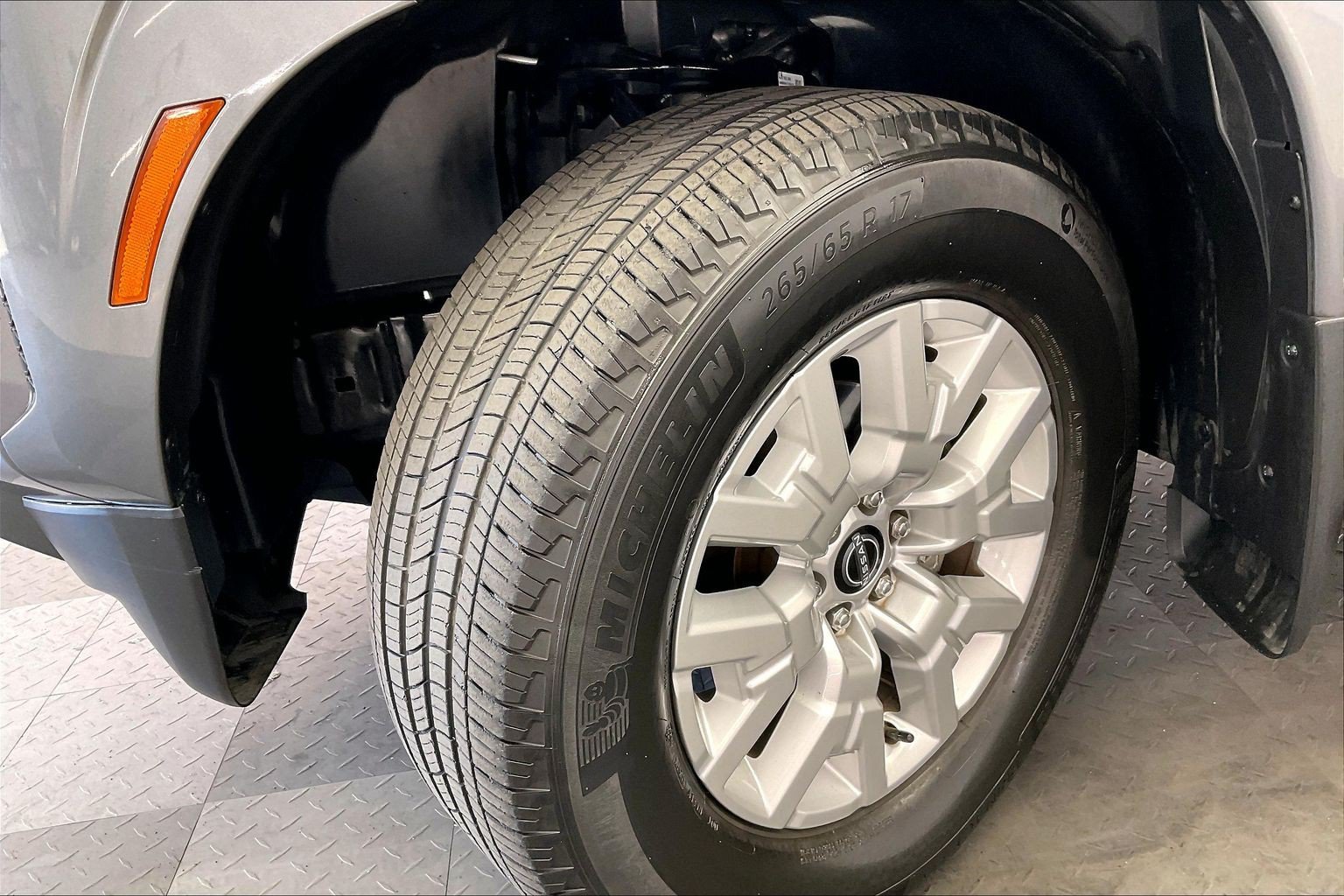 Used 2023 Gun Metallic Nissan SV image 32