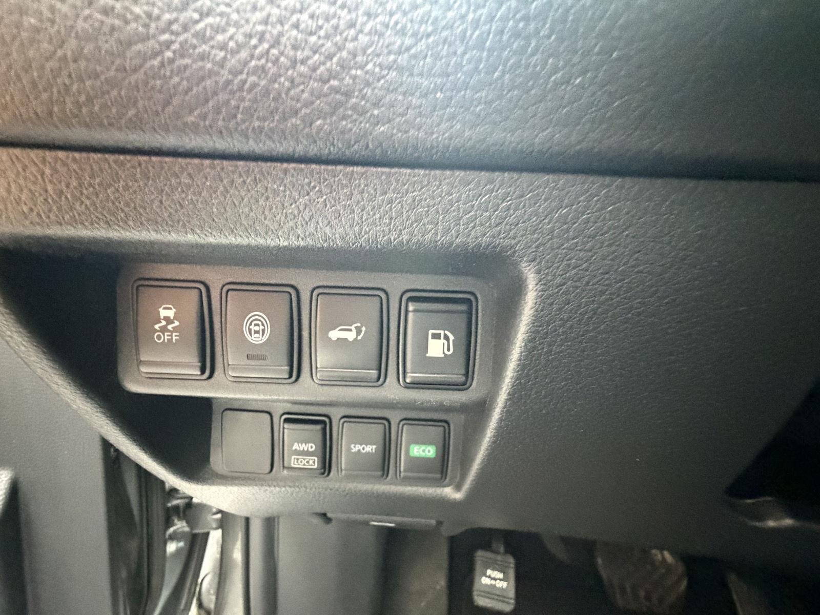 Used 2020 Gun Metallic Nissan SV image 13