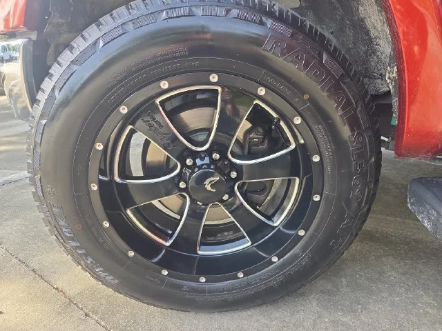 Used 2014 Orange Ford Lariat image 37