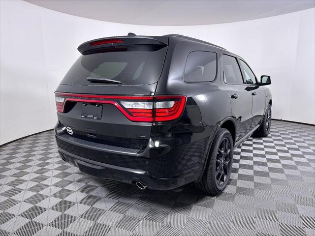 New 2026 Diamond Black Clear-Coat Exterior Paint Dodge GT PLUS image 22