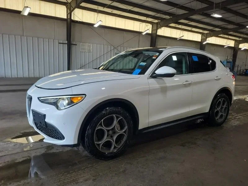 Used 2019 White Alfa Romeo Ti image 6