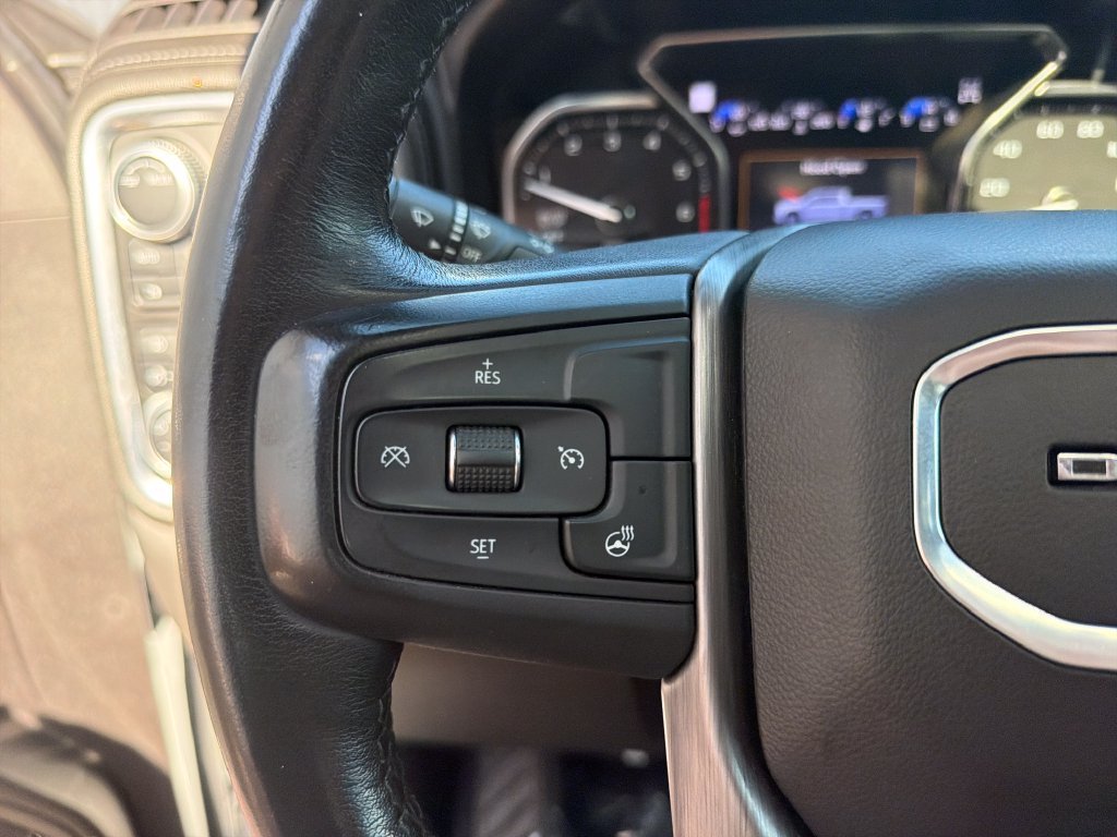 Used 2020 White GMC Denali image 30