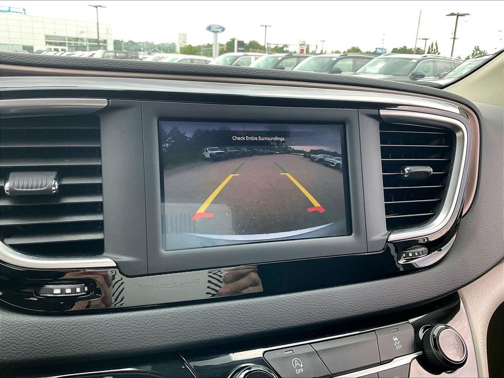 Used 2023 Velvet Red Pearlcoat Chrysler LX image 19