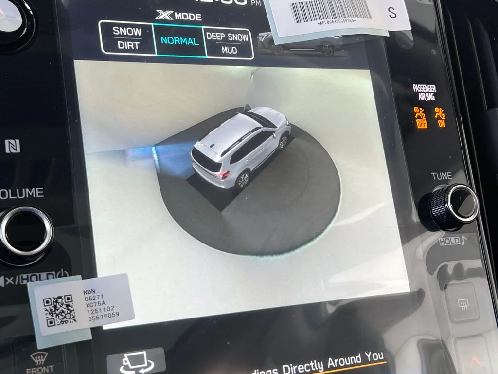 New 2026 CRYSTAL WHITE PEARL Subaru Limited 7-Passenger image 31