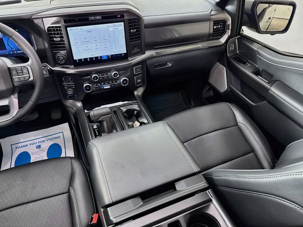 Used 2026 Avalanche Ford Lariat image 30