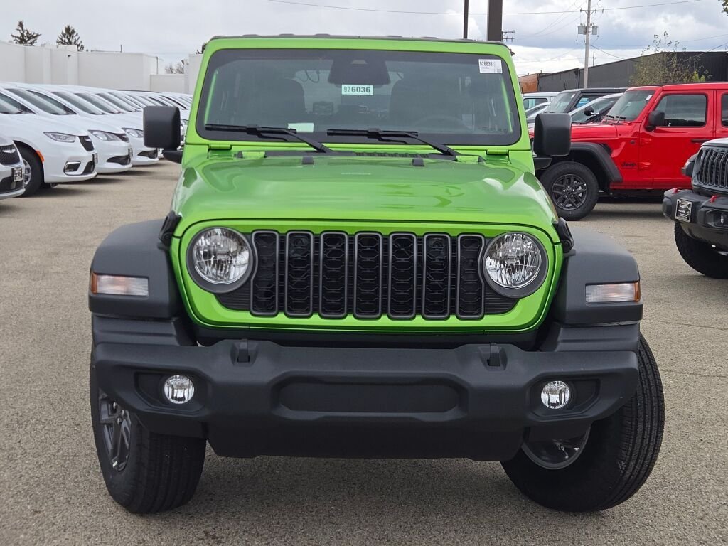 New 2026 Mojito Clear-Coat Exterior Paint Jeep Sport S image 5