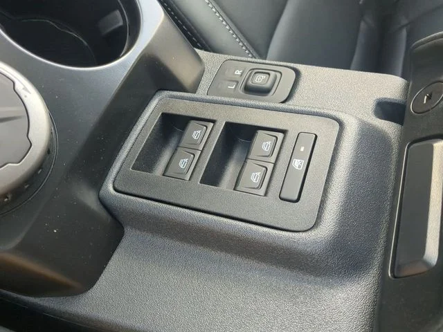 New 2026 Avalanche Gray Ford Badlands® image 24