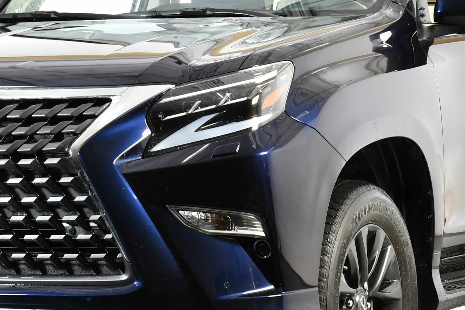 Certified Used 2023 NIGHTFALL MICA Lexus Premium image 9