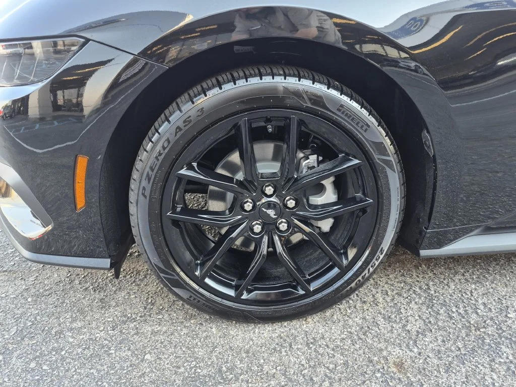 New 2026 Shadow Black Ford EcoBoost® Premium Fastback image 7