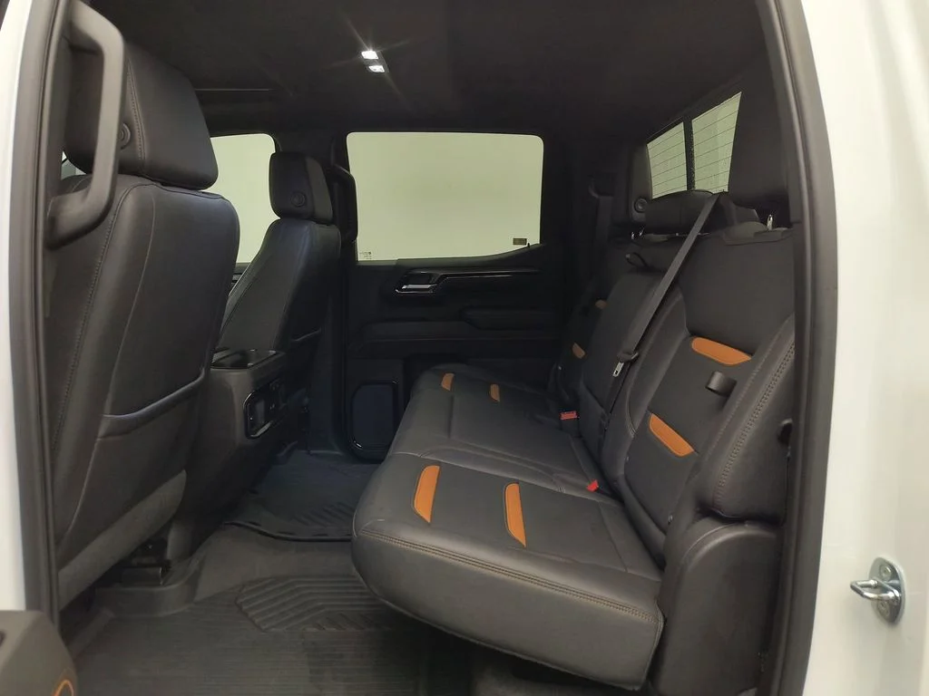 Used 2022 Summit White GMC AT4 image 12