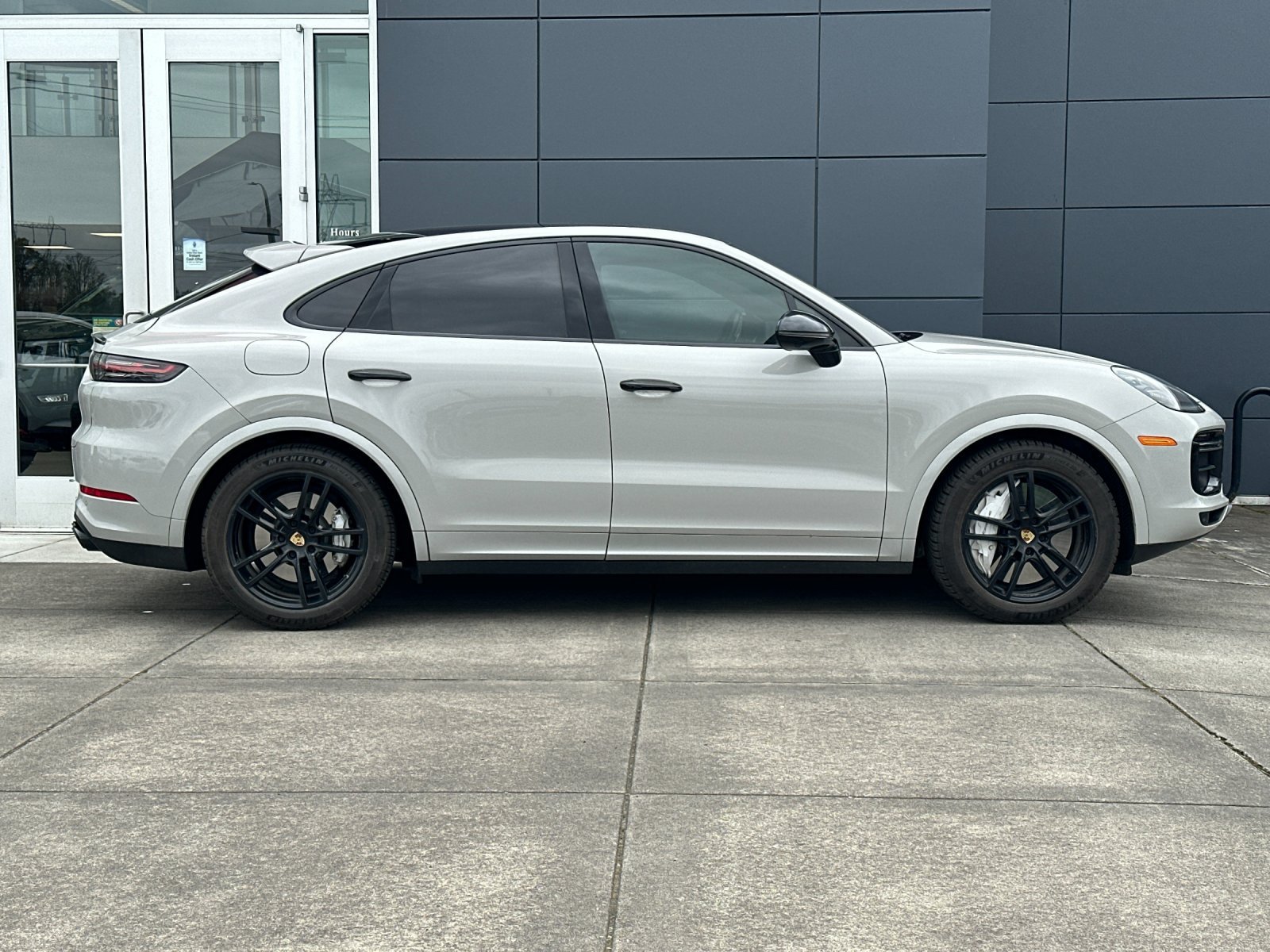 Used 2020 Gray Porsche Turbo image 3