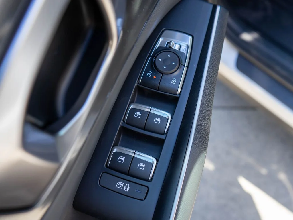 New 2026 Glacial White Pearl Kia S image 17