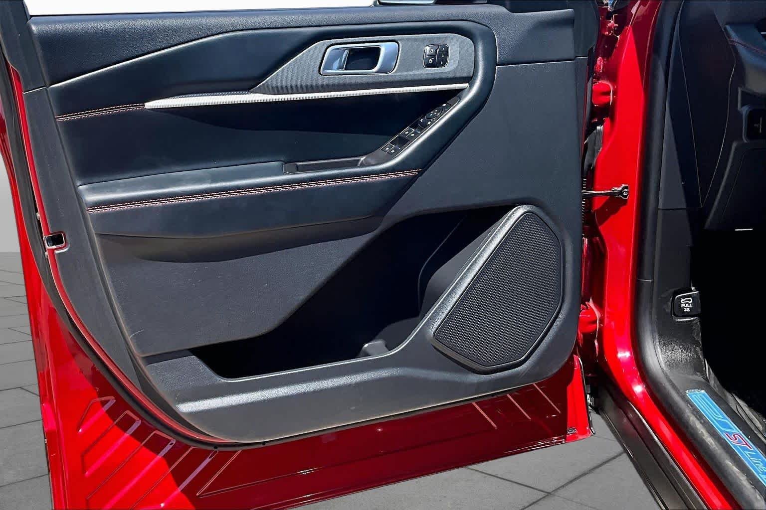 Used 2026 Rapid Red Metallic Tinted Clearcoat Ford ST-Line image 20