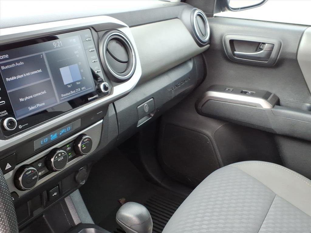 Used 2022 Midnight Black Metallic Toyota SR5 V6 image 13