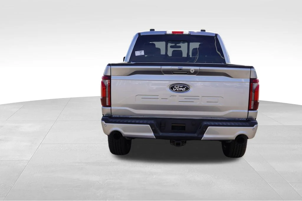 New 2026 Silver Ford Lariat image 4