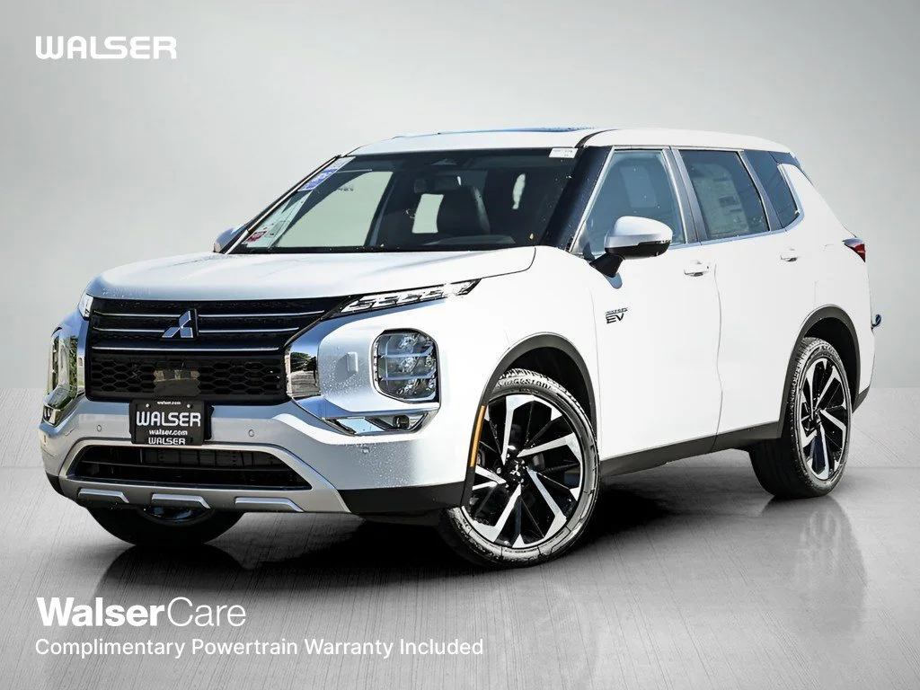 2025 Mitsubishi Outlander Plug-in Hybrid SE S-AWC's photo