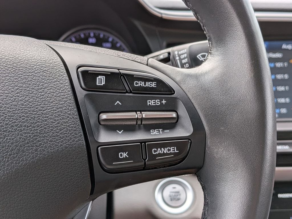 2020 Hyundai Elantra Limited - Photo 15