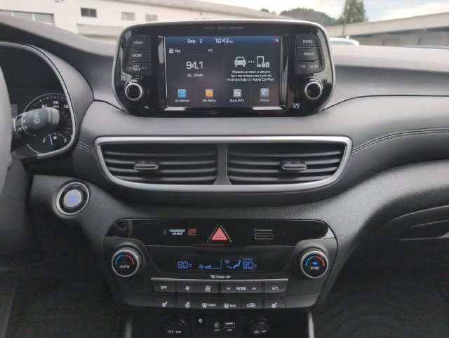 Used 2020 Magnetic Force Metallic Hyundai Limited image 25