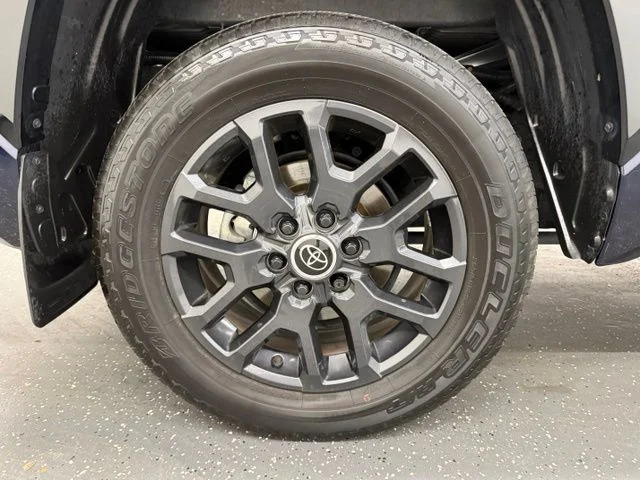 2024 Toyota Tundra Platinum - Photo 21