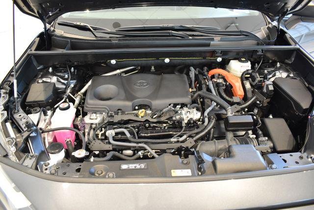 Certified Used 2025 MAGNETIC GRAY MET. Toyota  image 29